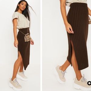 Brown Ribbed Knitted Midi Skirt